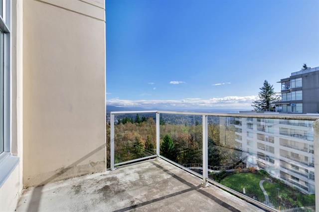 605 9288 University Crescent, Burnaby 25