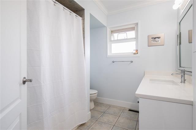 880 Kensington Ave, Burnaby 17
