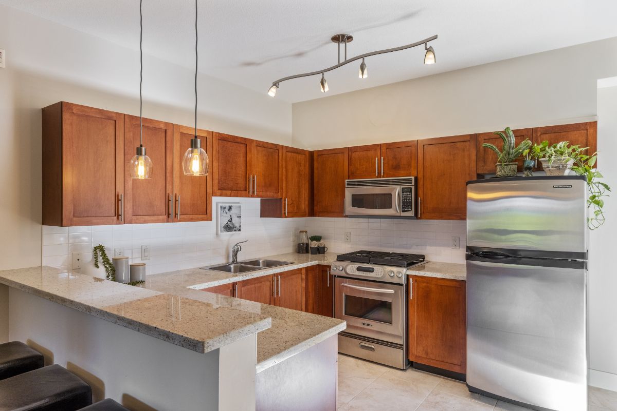 107 4438 Albert St, Burnaby North 13