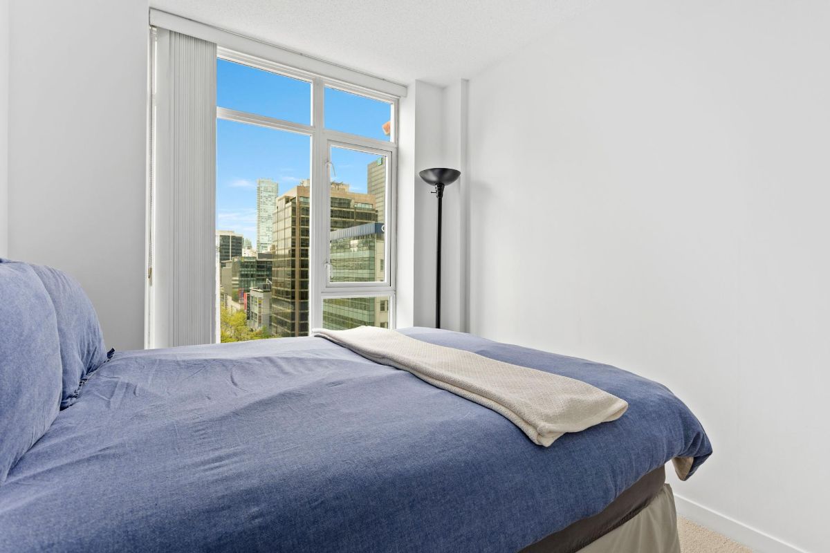 1202 480 Robson Street, Vancouver West 10