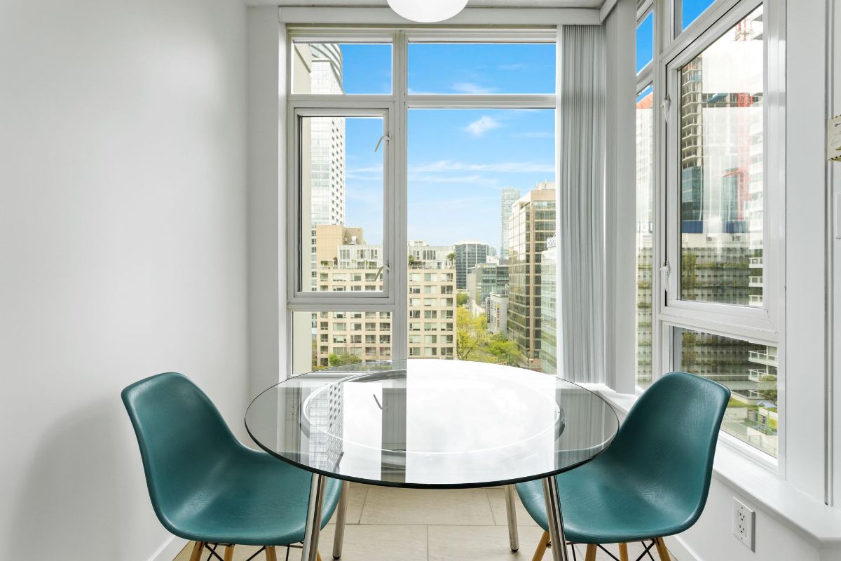 1202 480 Robson Street, Vancouver West 18