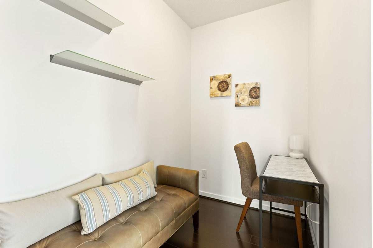 1202 480 Robson Street, Vancouver West 23