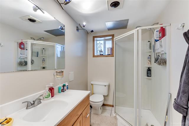 4220 Parker Street, Burnaby 17