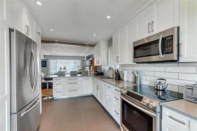 4220 Parker Street, Burnaby 9