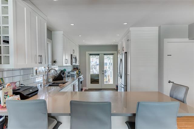 4220 Parker Street, Burnaby 10