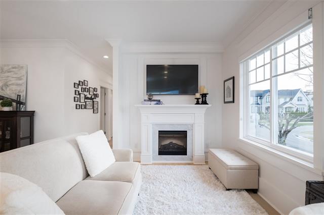 4407 Pandora Street, Burnaby 12