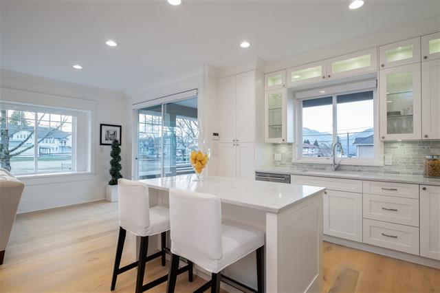 4407 Pandora Street, Burnaby 13