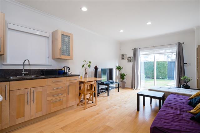 4407 Pandora Street, Burnaby 24