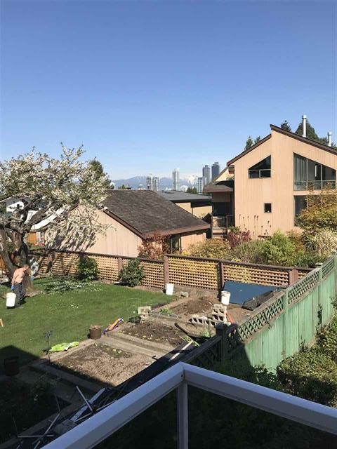 5263 Woodsworth St, Burnaby North 4