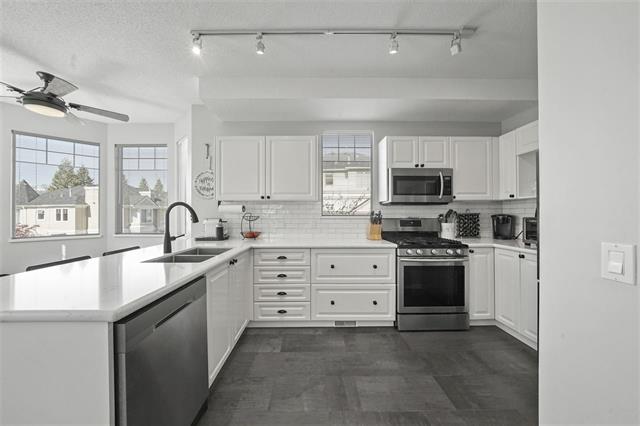 63 7501 Cumbeland St, Burnaby East 20