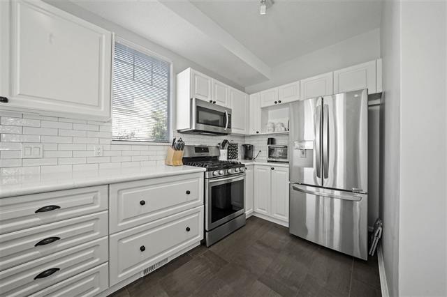 63 7501 Cumbeland St, Burnaby East 26