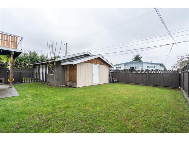 6662 6664 Winch St, Burnaby North 3