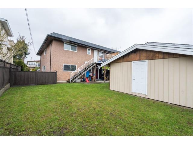 6662 6664 Winch St, Burnaby North 37
