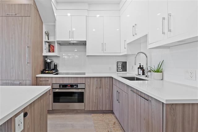 108 7131 17th Avenue, Burnaby East 17