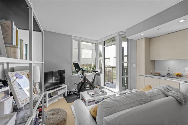 201 4539 Cambie St, Vancouver West 10