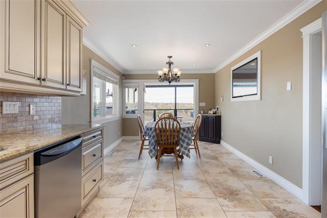 2772 E 7th Avenue, Vancouver East 12