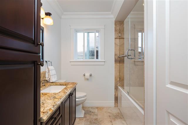 2772 E 7th Avenue, Vancouver East 14
