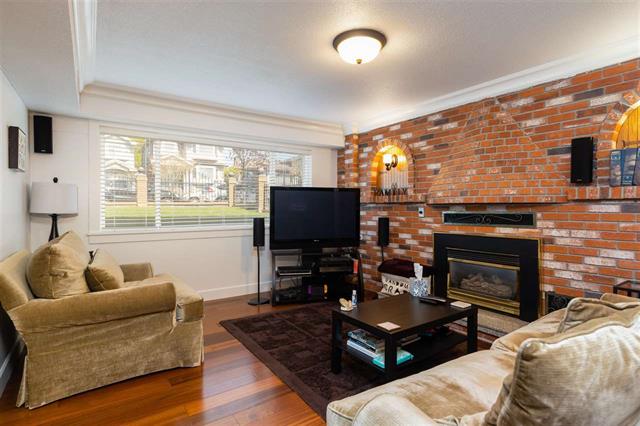 2772 E 7th Avenue, Vancouver East 19