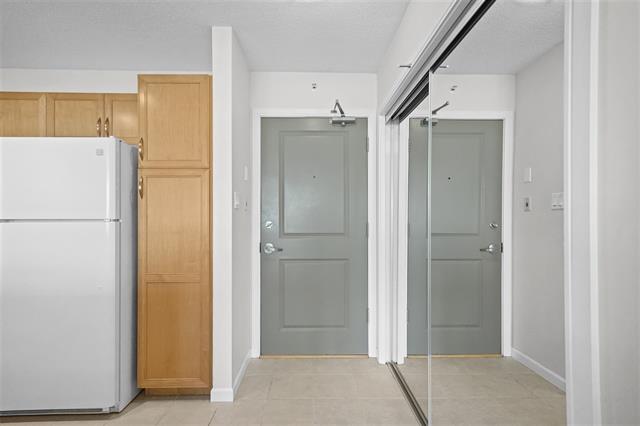 405 4398 Buchanan Street, Burnaby North 8