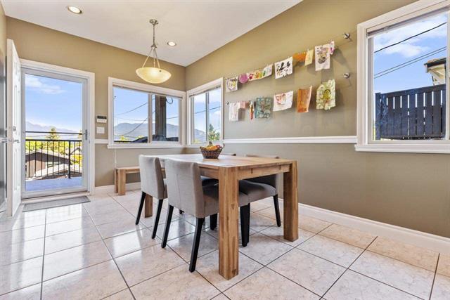 4407 Oxford Street, Burnaby North 11