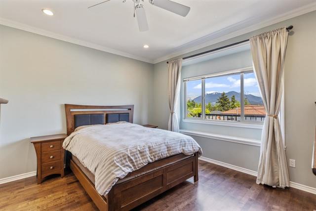 4407 Oxford Street, Burnaby North 13