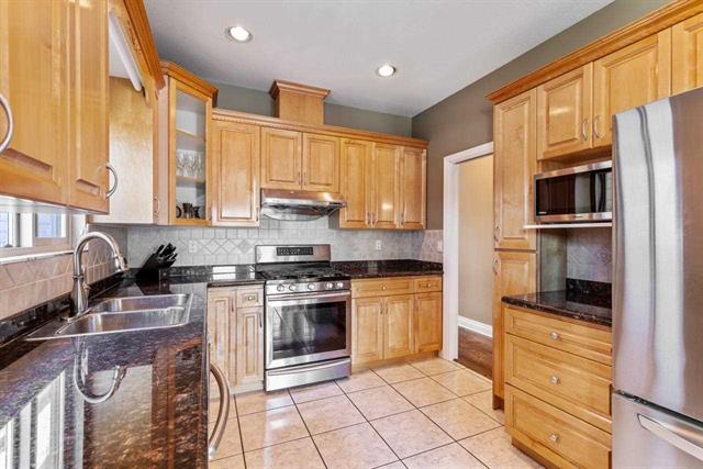 4407 Oxford Street, Burnaby North 7