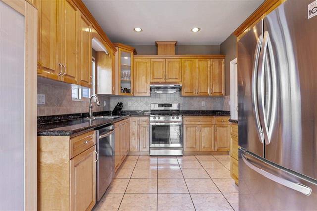4407 Oxford Street, Burnaby North 8