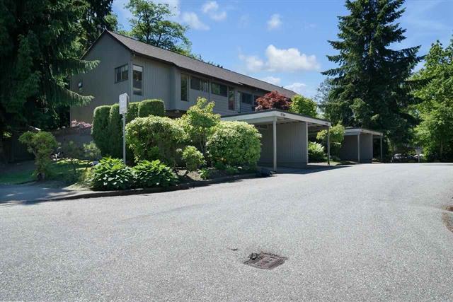 4794 Willowdale Place, Burnaby South 2