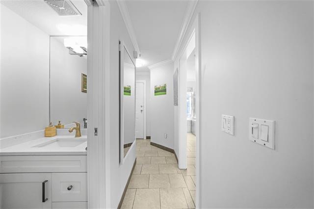 72 3426 Terra Vita Place, Vancouver East 9
