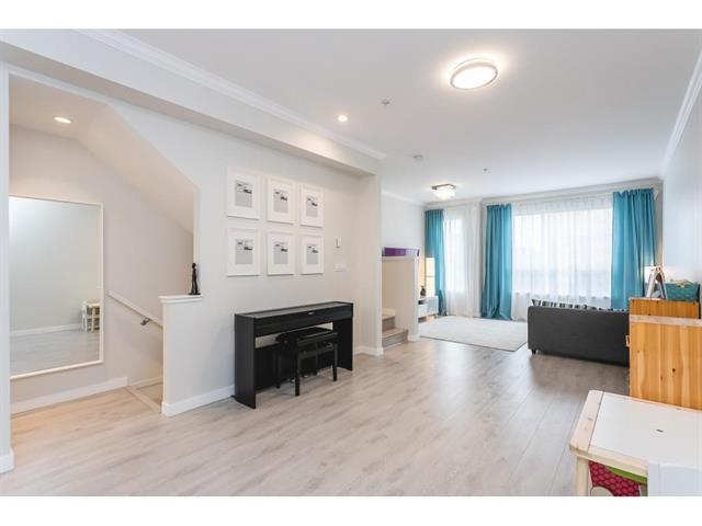 86 7938 209 Street, Langley 11