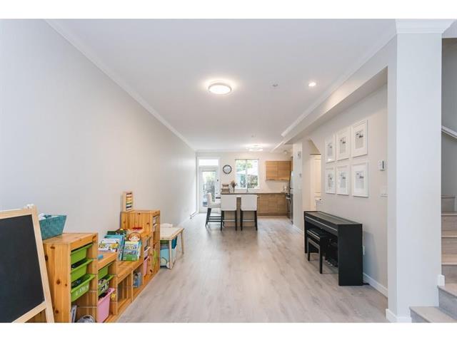 86 7938 209 Street, Langley 13