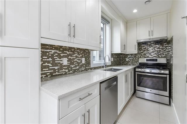 2528 E 19TH AVENUE, Vancouver East 12