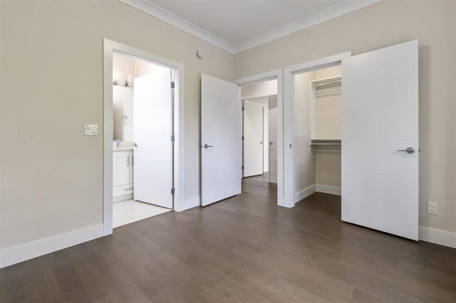 2528 E 19TH AVENUE, Vancouver East 25
