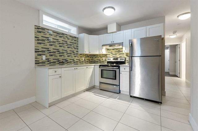 2528 E 19TH AVENUE, Vancouver East 35