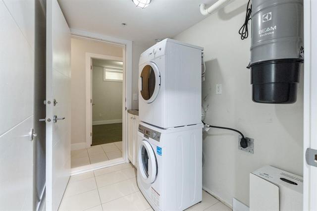 2528 E 19TH AVENUE, Vancouver East 40