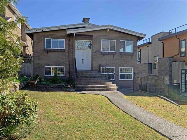 3650 MCGILL STREET, Vancouver East 2