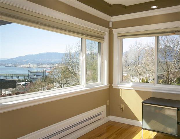 903 E 29TH AVENUE, Vancouver East 14