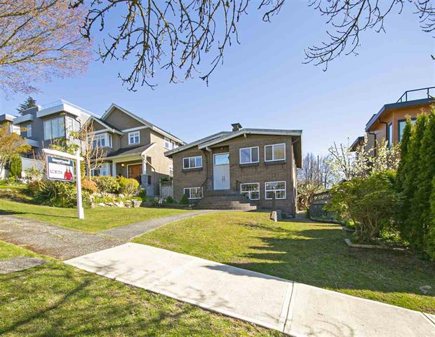 903 E 29TH AVENUE, Vancouver East 3