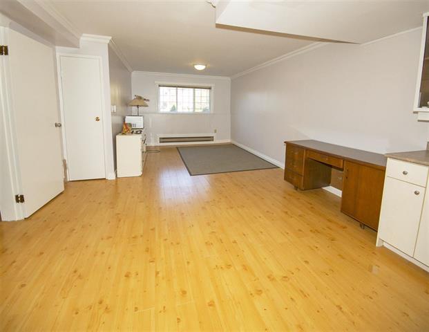 903 E 29TH AVENUE, Vancouver East 25