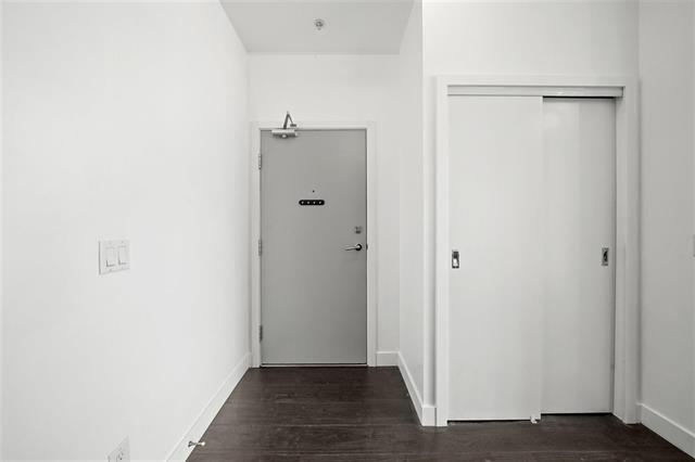 709 668 COLUMBIA STREET, New Westminster 9