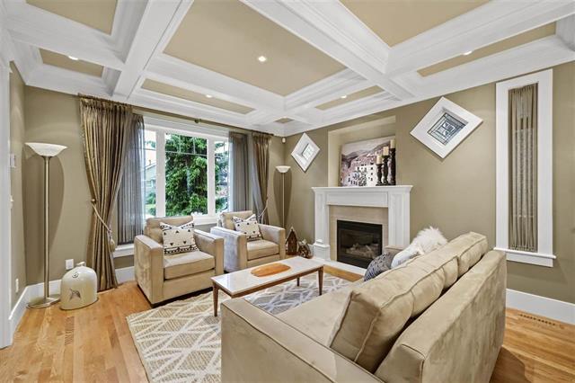 4267 TRIUMPH STREET, Burnaby North 2