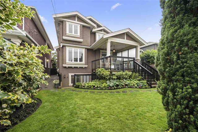 4267 TRIUMPH STREET, Burnaby North 30