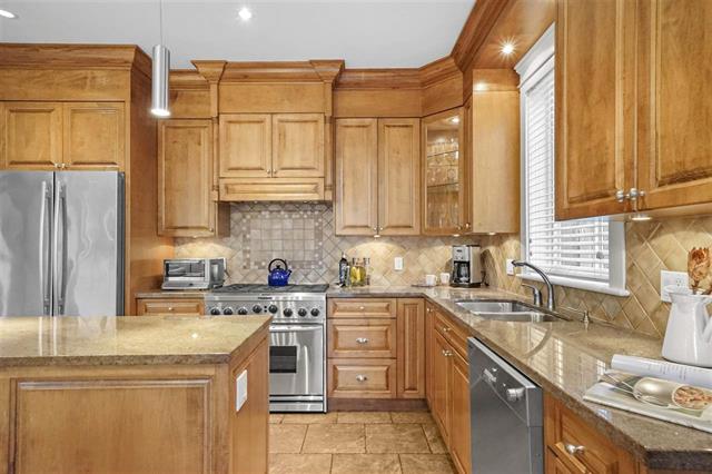 4267 TRIUMPH STREET, Burnaby North 4