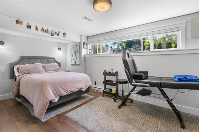 817 GROVER AVENUE, Coquitlam 14