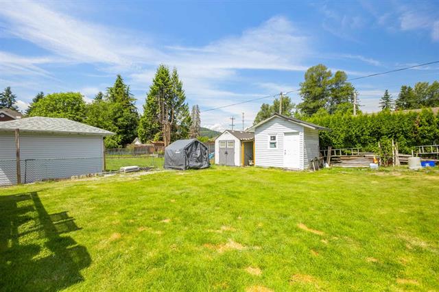 817 GROVER AVENUE, Coquitlam 19