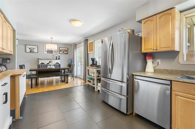 817 GROVER AVENUE, Coquitlam 7