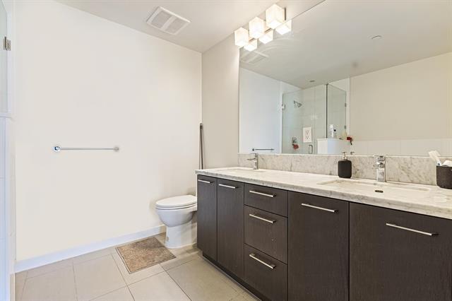 323 22 E ROYAL AVENUE, New Westminster 11