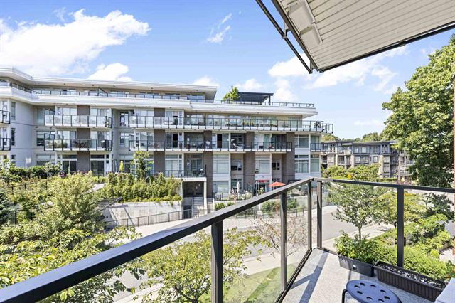 323 22 E ROYAL AVENUE, New Westminster 18