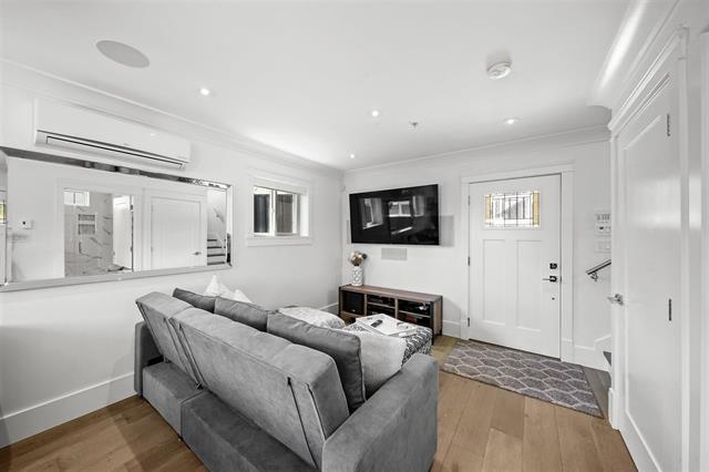 2780 E 7th Avenue, Vancouver East 10