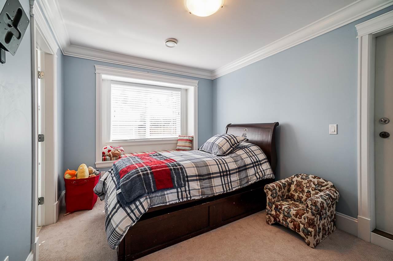 4070 Edinburgh St, Burnaby North 22